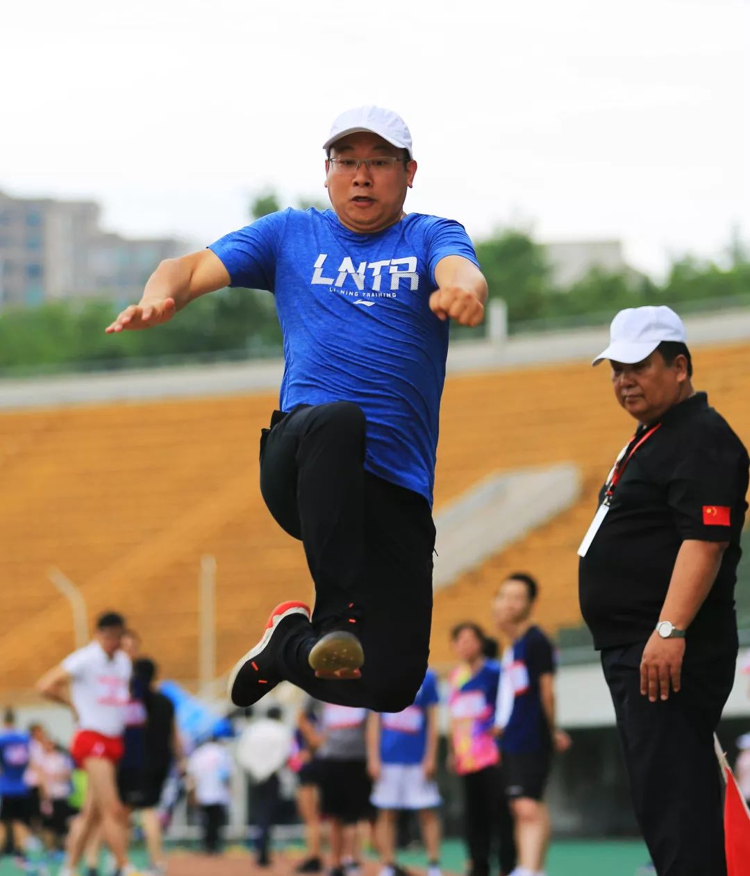 关于冰岛队团结拼搏,期待更进一步的信息 关于冰岛队团结拼搏,期待更进一步的信息