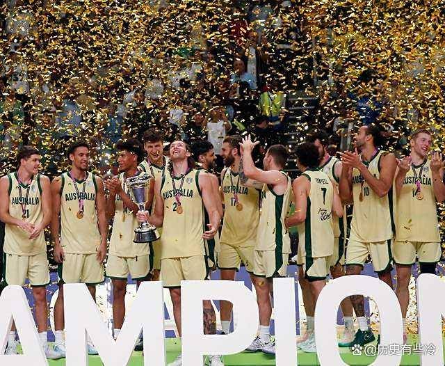 开云体育官网-赛场外的风波,球员纷争不断