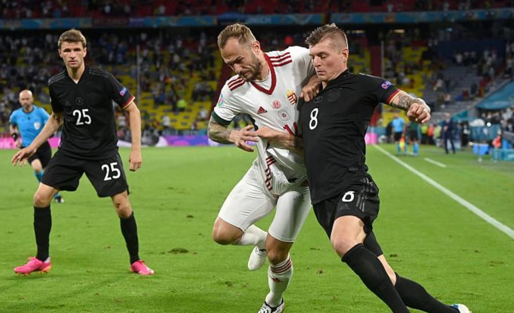 意大利与瑞典战成平局,晋级悬念的简单介绍 意大利与瑞典战成平局,晋级悬念的简单介绍