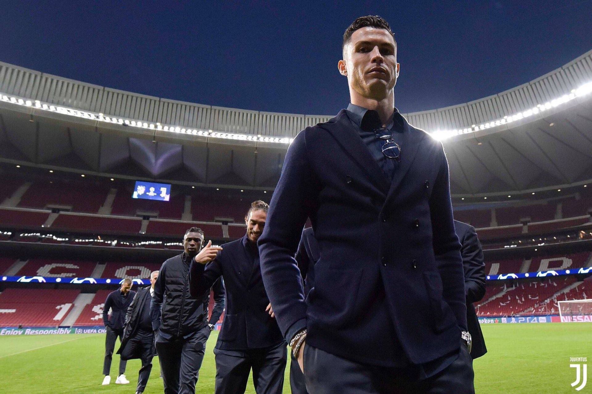 尤文图斯全面领先，大胜阿贾克斯