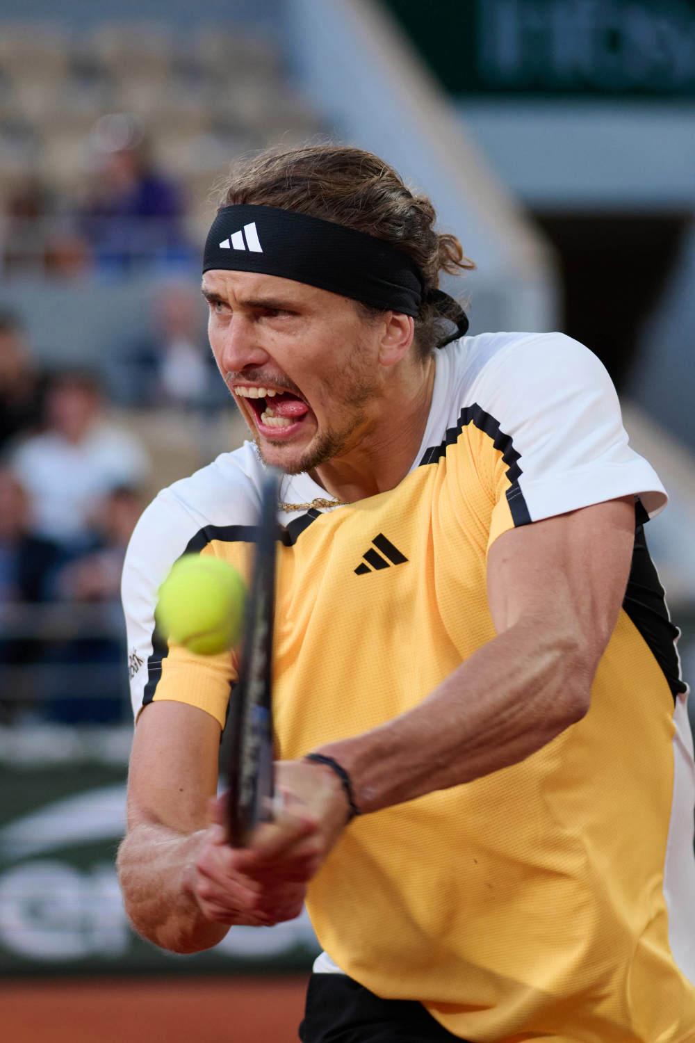 关于澳网险胜法网，德约科维奇点燃赛场的信息