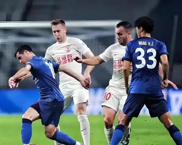 开云体育app-中超球队备战前线，球迷期待精彩比赛呈现