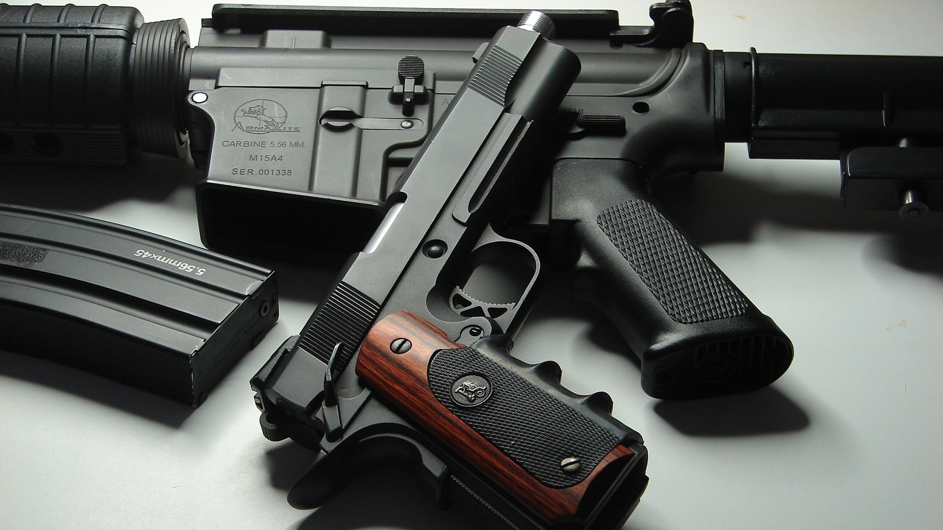 枪火沸腾的雨夜,马丁内利如何加冕王冠前夜的审判者?