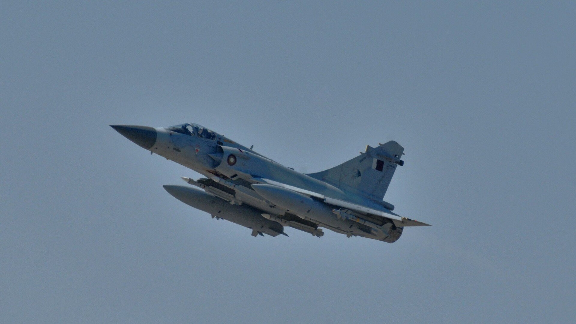 开云体育官网-三盏红灯与一万颗心脏，马克西主宰F1年度争冠之夜